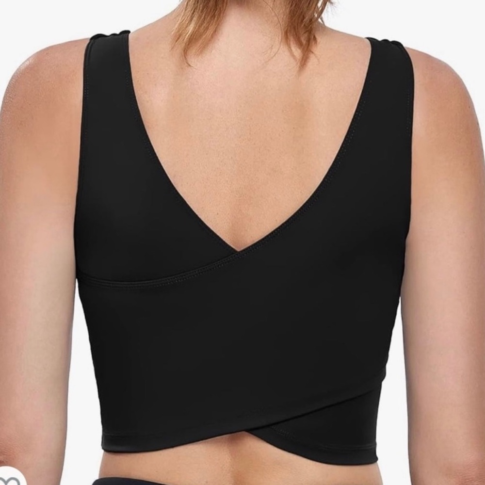 Amazon criss cross crop top black bra for women’s size medium